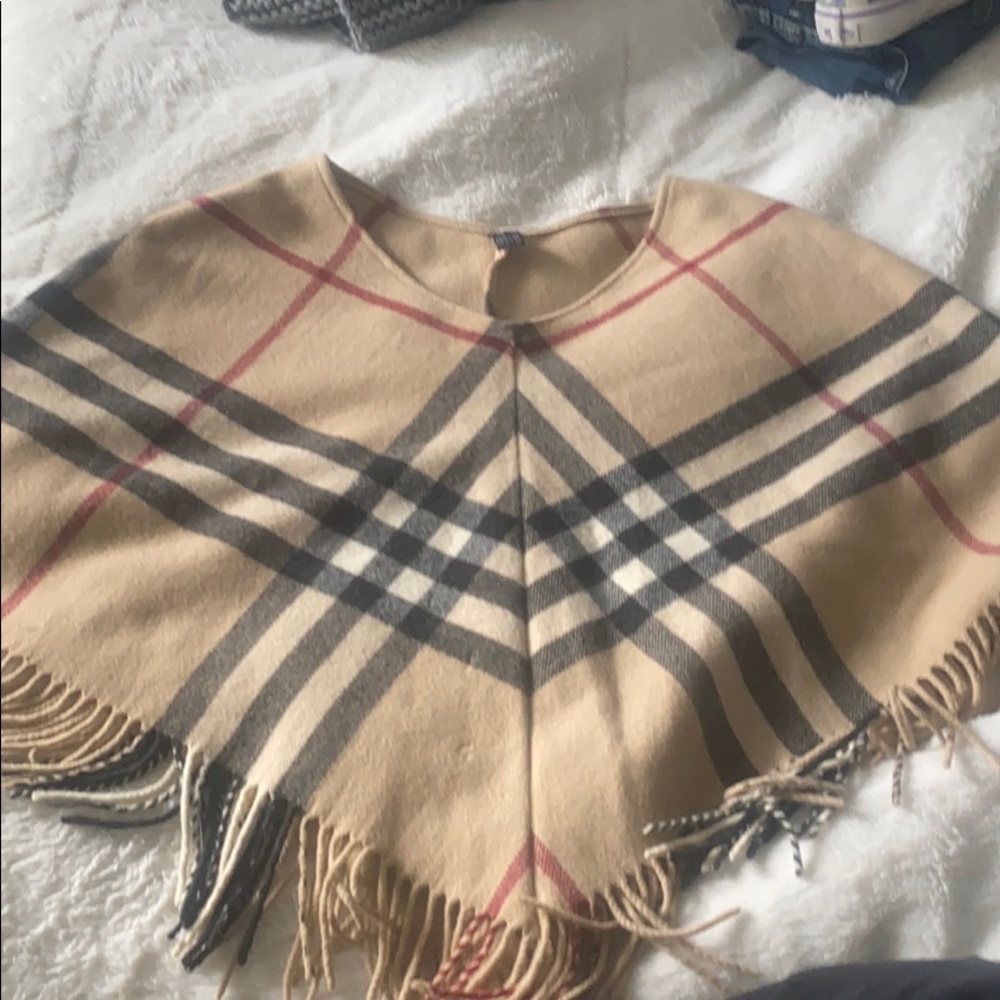 Vintage Burberry poncho